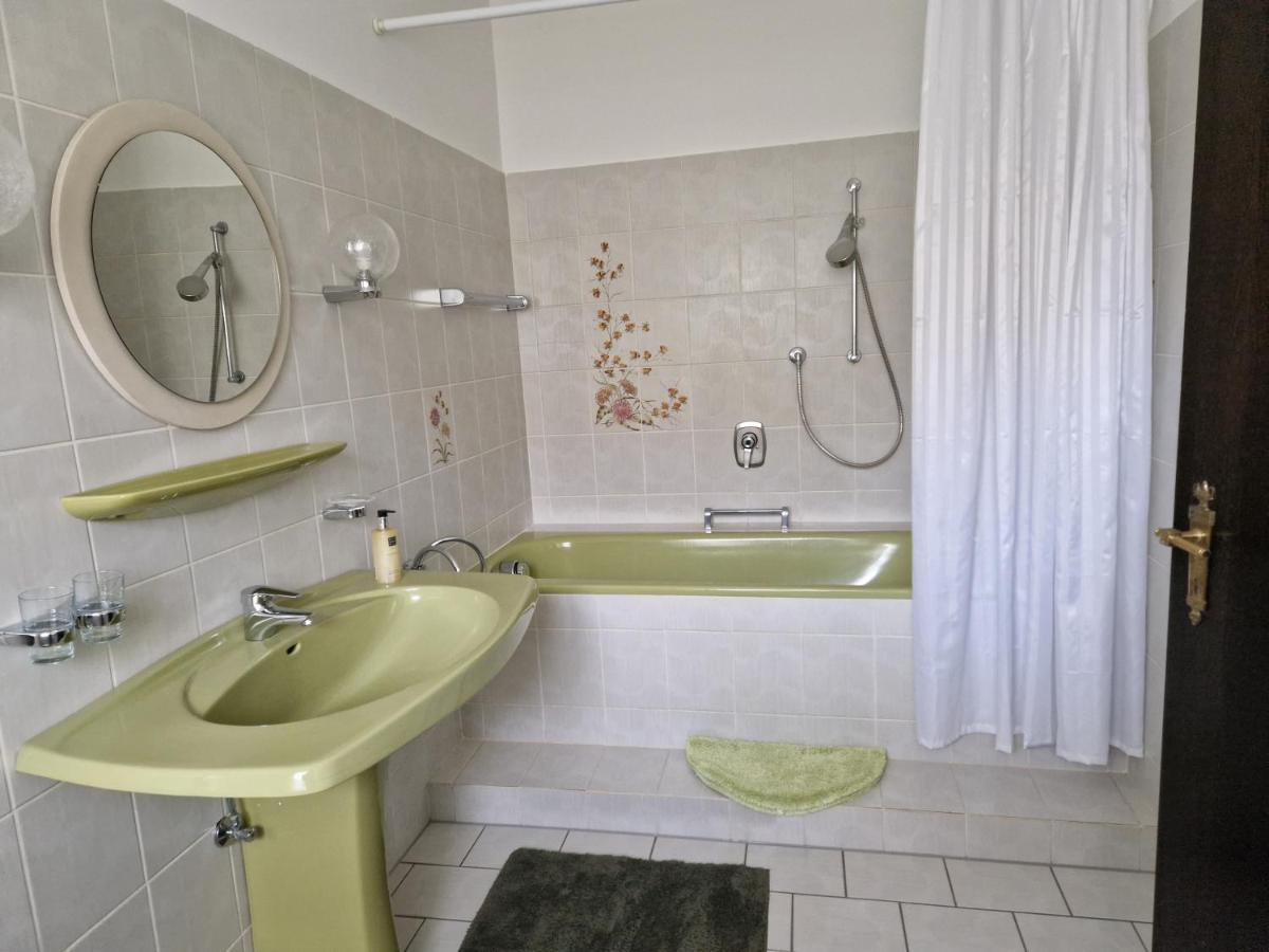 Apartment Schomaker-Fatmann แวเทอ ภายนอก รูปภาพ